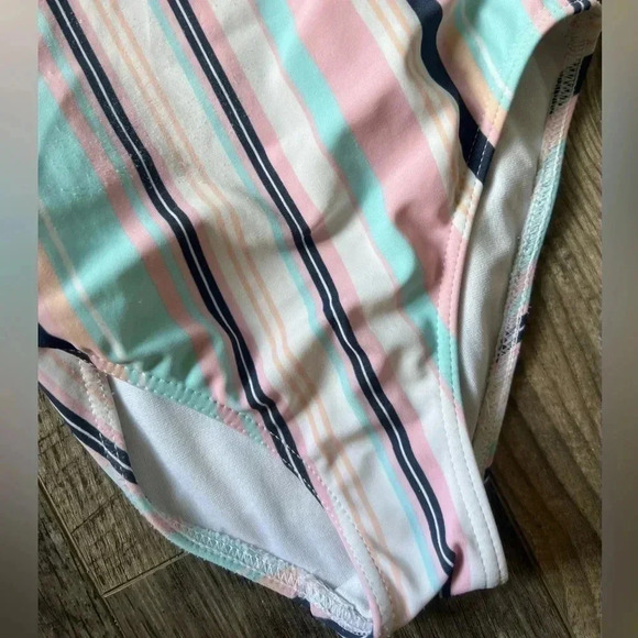 Roxy Pink Cutty Heart One-Piece beach Swimsuit Swimwear Youth girls 6Y - Picture 4 of 9